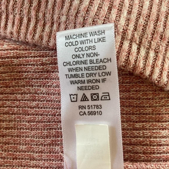 NWT Maurices mauve mock neck sweater blouse ruffles Large - Picture 9 of 9